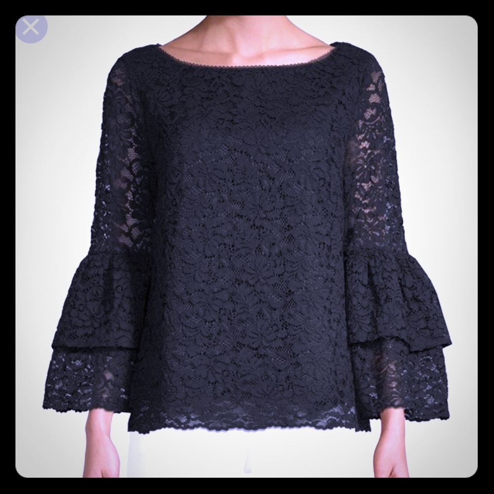 Laundry by shelli Segal black lace bell sleeve top